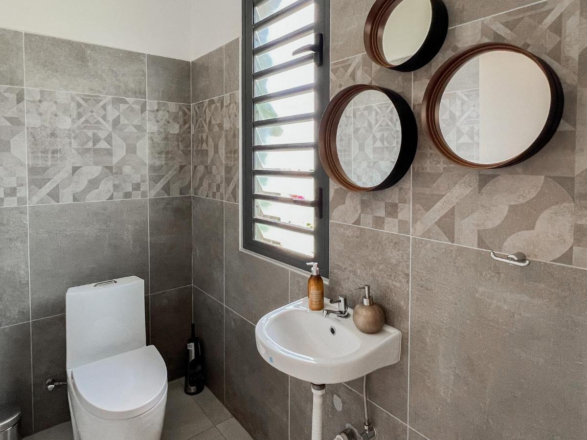 Residence Celestial - Premium 3 Bedrooms Villa With Volcanic Stone Pool グランベ エクステリア 写真
